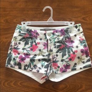 Guess Flower short shorts